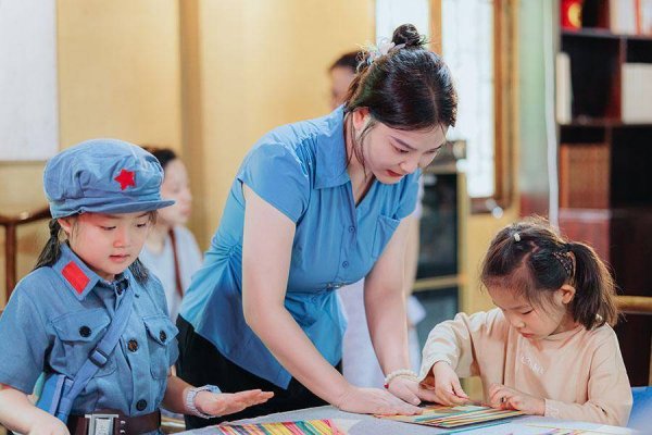 金色配资门户网 含山：六衖夏令营火热开营 引爆沉浸式亲子体验